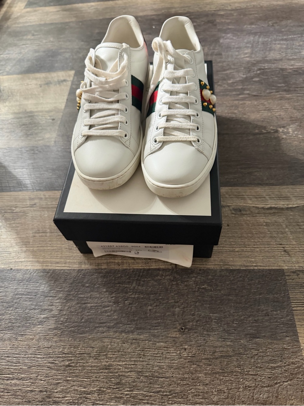 Gucci White Leather Low-Top Sneakers with Green & Red Web and Pearl Bee Accent